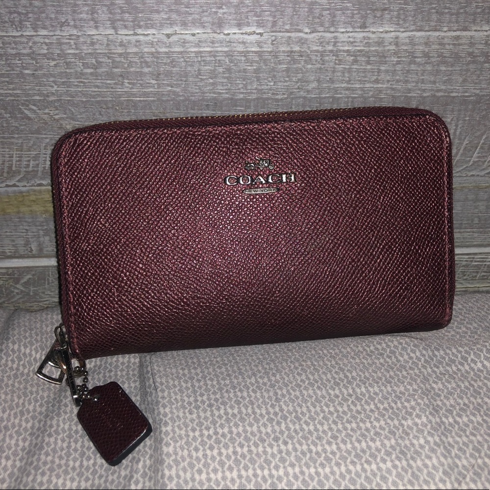 SOLD!! Coach wallet